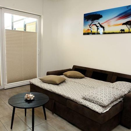 Trendy Apartment Izola Js Exterior photo