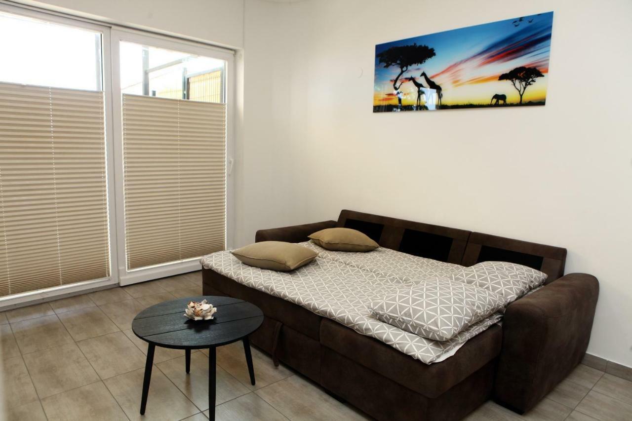 Trendy Apartment Izola Js Exterior photo